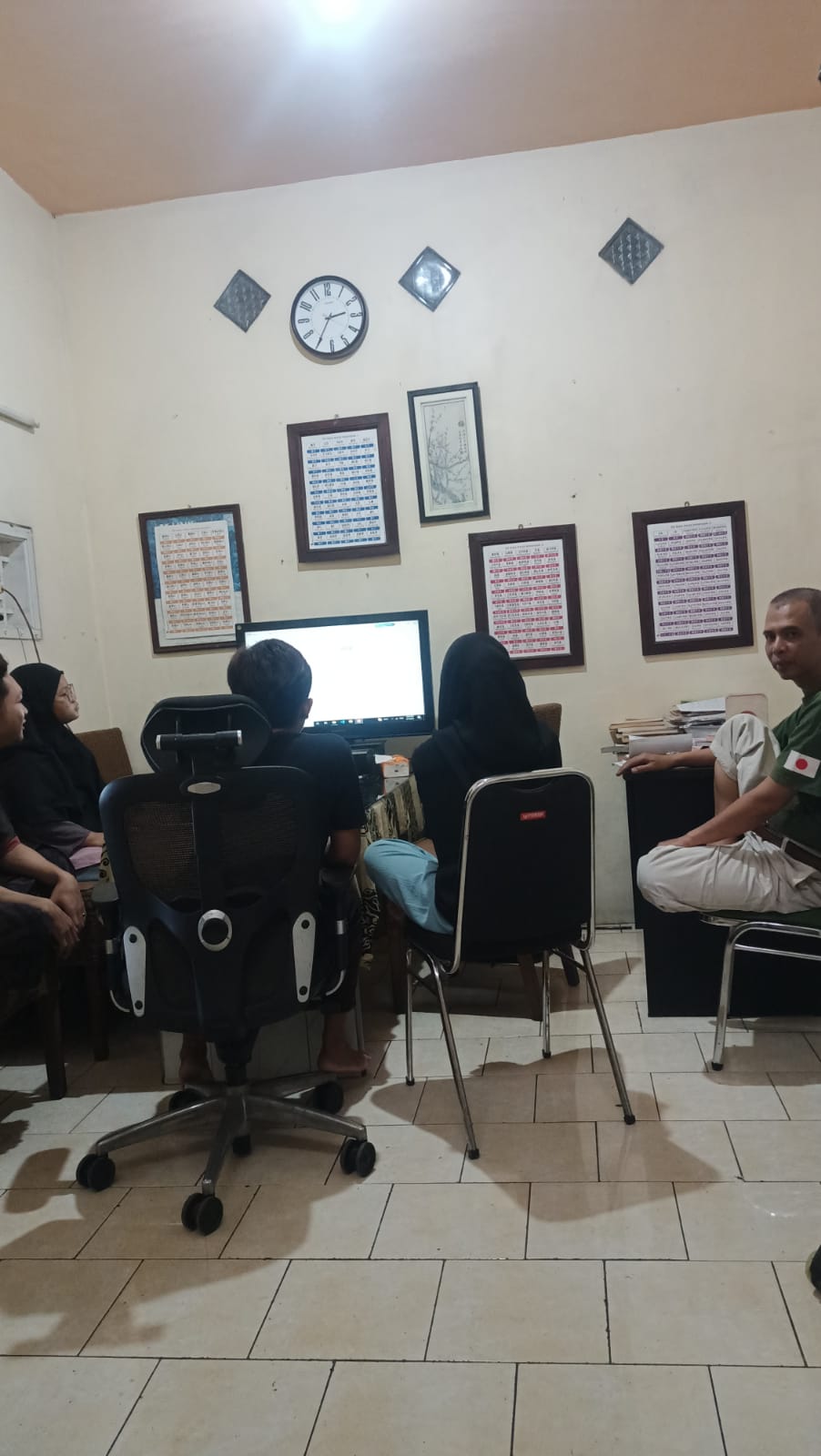 Proses interview kandidat oleh tim HR